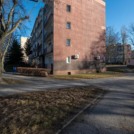 Appartamento Park Nad Jasieniem By Bookinghost *